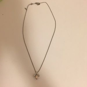 Color-changing heart necklace